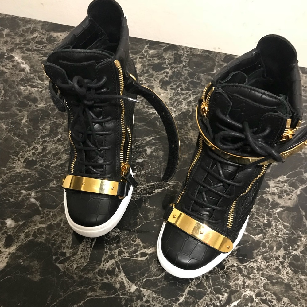 Giuseppe classics 9.5 (40)
